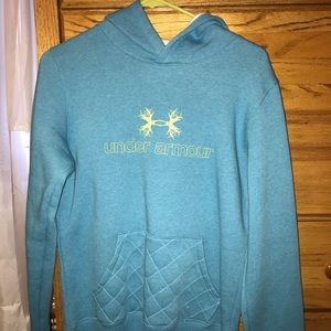 Under Armour Sweatshirt!